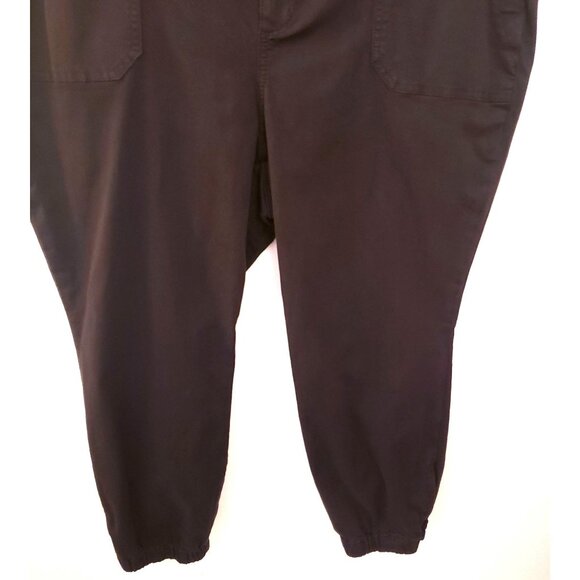 Torrid Jogger Hem Cotton Blend Pull On Black Pants w/Pockets Sz 24 NWT - Picture 4 of 12